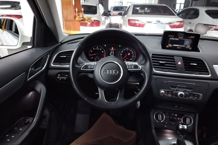 Used Audi Q3 2016 30 TFSI Fashion Model