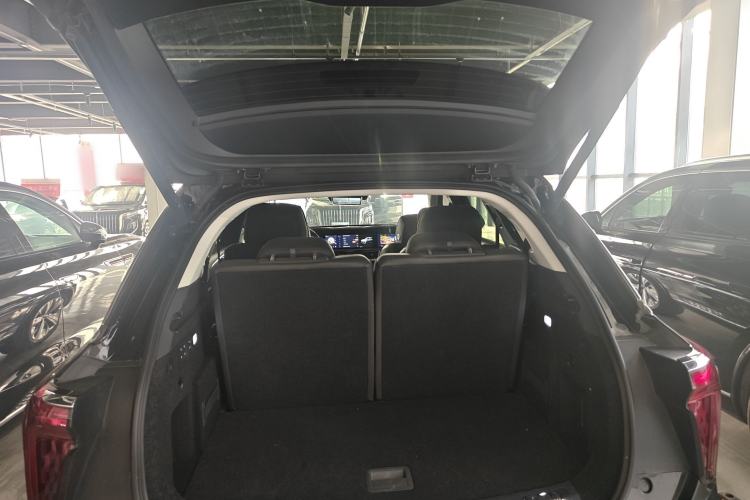 Used Hongqi E-HS9 2022 660 km Range Flagway Edition Six Seats
