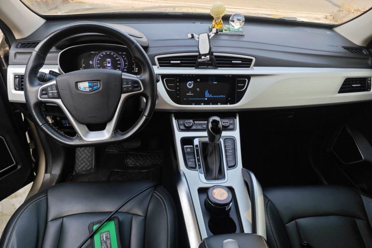 Used Geely Auto Emgrand X7 Sport 2018 1.8TD Automatic Two-Wheel Drive Smart Connect 4G Internet Edition
