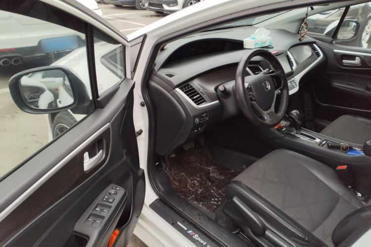 Used Honda Jade 2014 1.8L Automatic Comfort Elite Version 5 Seats
