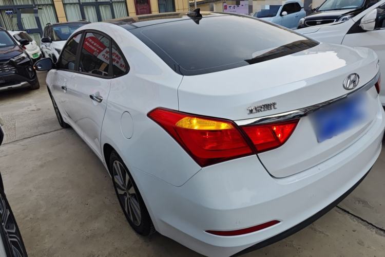 Used Hyundai Mistra 2016 1.8L Automatic Smart GLS
