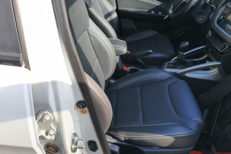 Used Geely Auto Vision X3 2017 1.5L Manual Elite Model
