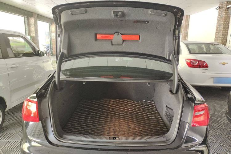 Used Audi A6L 2014 30 FSI Comfort Model
