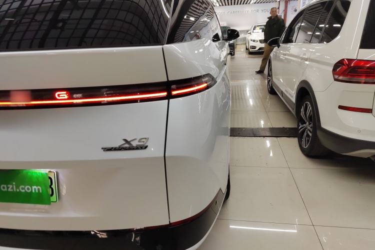 Used XPeng X9 2024 640 All-Wheel Drive High-Performance Max
