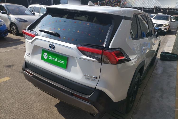 Used Toyota RAV4 2022 Dual-Engine 2.5L E-CVT Four-Wheel Drive Elite Plus Edition
