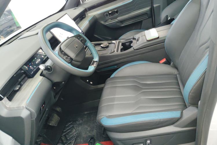 Used JETOUR Shanhai Shanhai L6 2024 1.5TD DHT MAX
