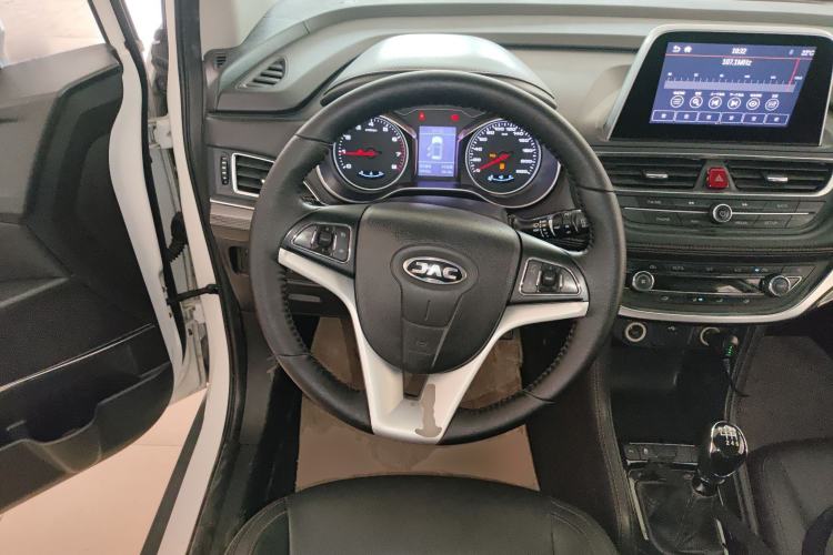 Used  Refine S3 2017 1.5L Manual Luxury Smart Model