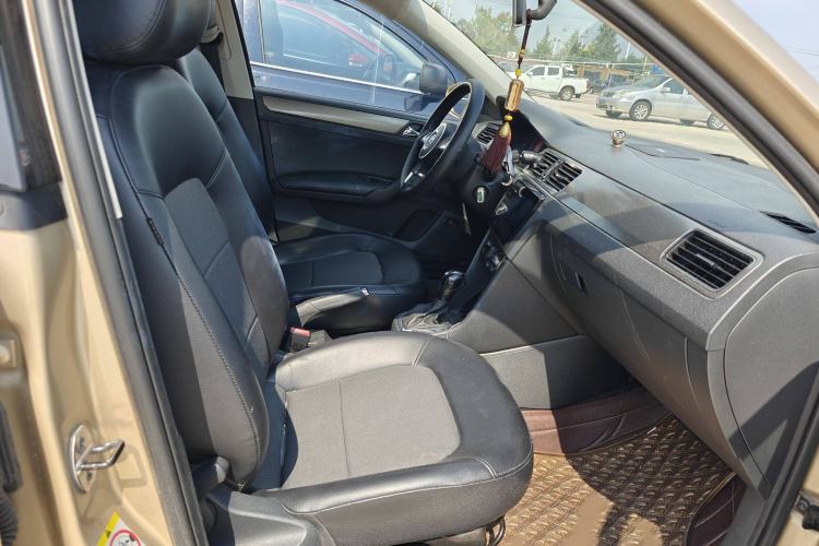 Used Volkswagen Santana 2013 1.6L Automatic Comfort Edition
