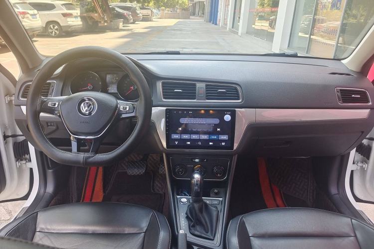 Used Volkswagen Gran Lavida 2017 180TSI DSG Comfort Edition
