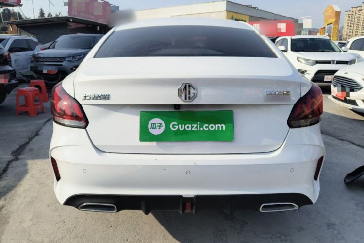 Used MG 5 2022 180 DVVT CVT Youth Luxury Edition
