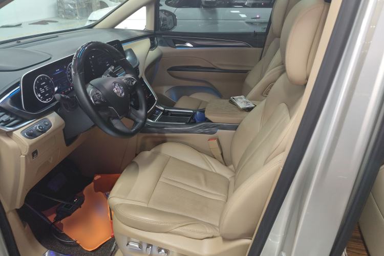 Used Buick GL8 2021 ES Landtrek 653T Luxury Model
