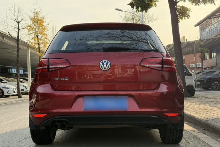 Used Volkswagen Golf 2015 1.4TSI Automatic Comfort Model
