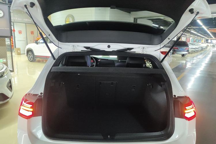 Used Volkswagen Golf 2023 Facelift 280TSI DSG R-Line Lite
