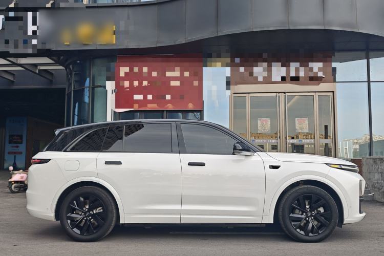 Used Li Auto L7 2023 Pro Model
