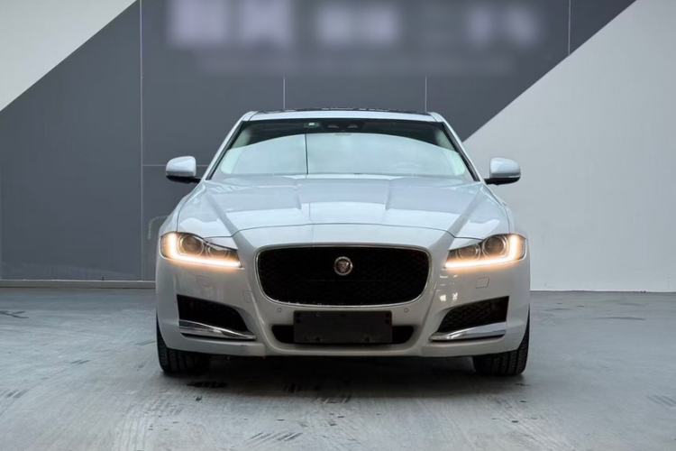 Used Jaguar XFL 2018 XFL 2.0T 200PS Elite Edition