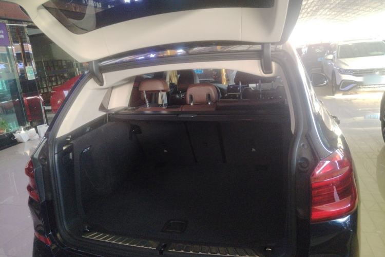 Used BMW X3 2020 xDrive30i Luxury Model with M Sport Package
