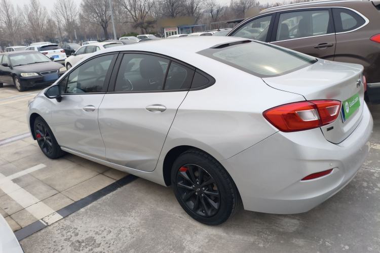 Used Chevrolet Cruze 2018 Redline 320 Automatic Pioneer Edition