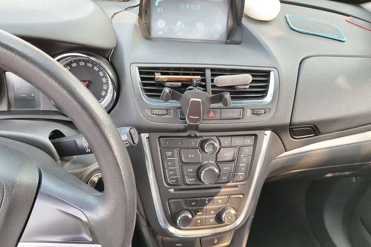 Used Buick Encore 2015 1.4T Automatic Two-Wheel Drive Urban Elite Version
