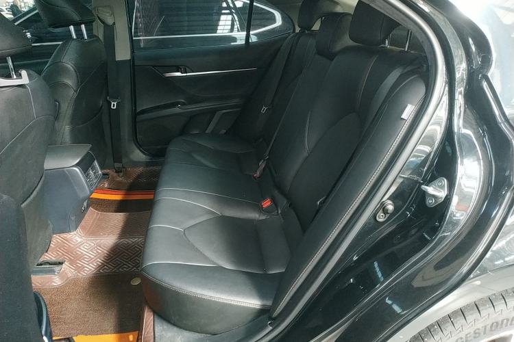 Used Toyota Camry 2021 2.5G Luxury Edition
