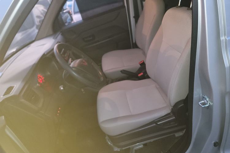 Used Wuling Hongguang V 2022 1.5L Jingqu Edition Electric-Assist LAR
