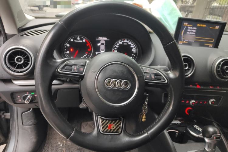 Used Audi A3 2014 Limousine 35 TFSI Automatic Comfort Model
