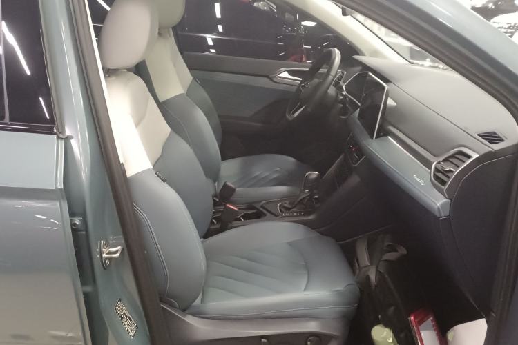 Used Volkswagen Tharu 2023 300TSI Two-Wheel-Drive Moon Luxury Edition
