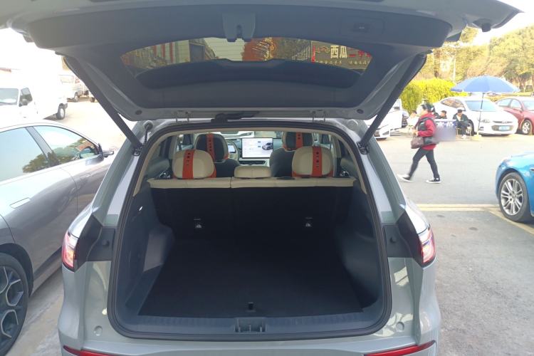 Used  E5 2024 530km Starship Edition
