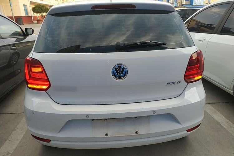 Used Volkswagen Polo 2014 1.4L Automatic Comfort Edition
