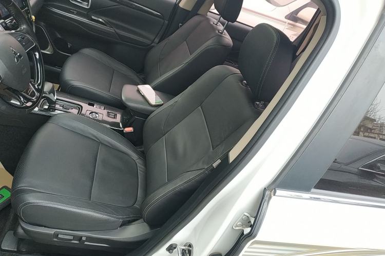 Used Mitsubishi Outlander 2018 2.4L 4x4 Elite Edition 5 Seats