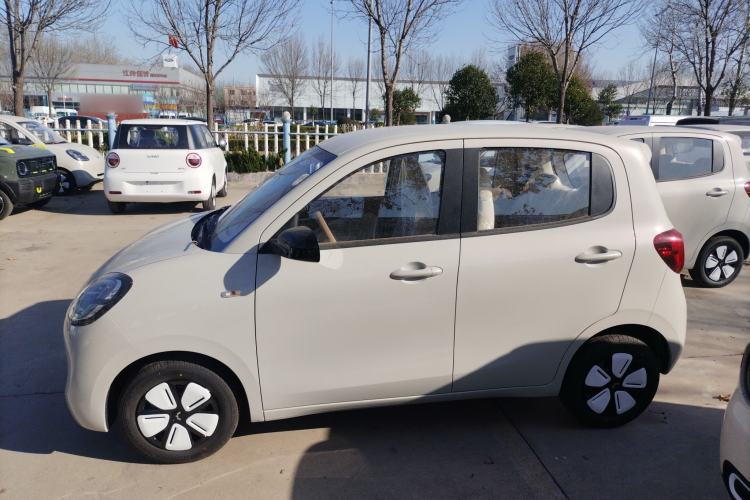 Used Wuling Hongguang MINIEV 2025 Four-Door Version Advanced Edition
