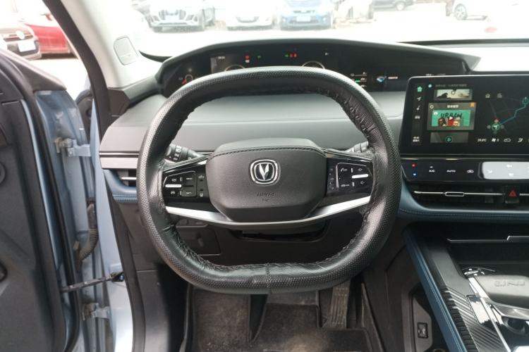 Used Changan UNI-K iDD 2022 Blue Whale iDD 130km 1.5T Excellence Model
