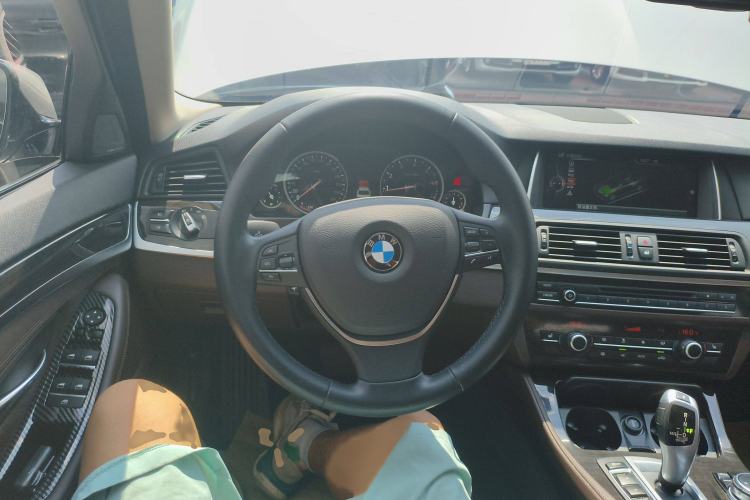 Used BMW 5 Series 2017 525Li Luxury Design Package
