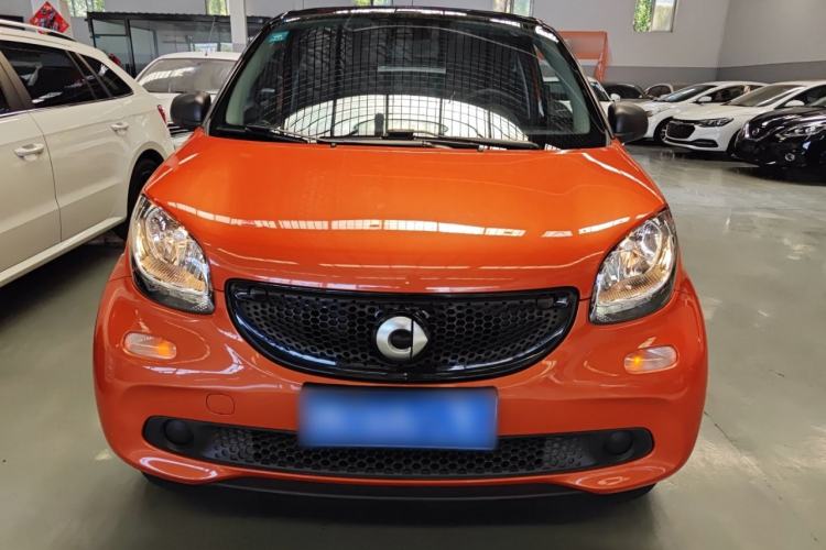 Used  forfour 2016 1.0L 52 kW Passion Edition
