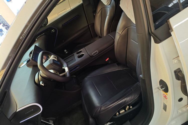 Used  07 2024 Pro Pure Electric Version
