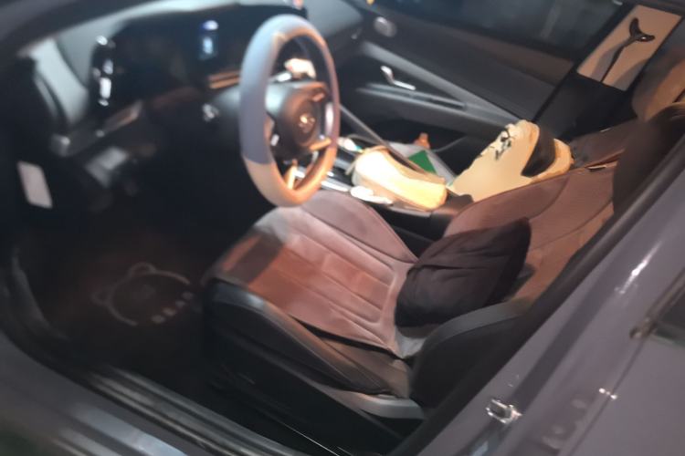 Used Hyundai Elantra 2022 1.5L CVT LUX Prestige Edition