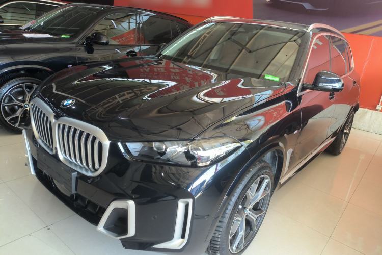 Used BMW X5 2023 xDrive 30Li Luxury M Sport Package