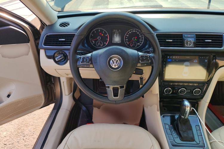 Used Volkswagen Passat 2014 1.8TSI DSG Prestige Edition
