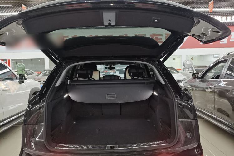 Used Audi Q5L 2022 40T Fashionable and Dynamic Model
