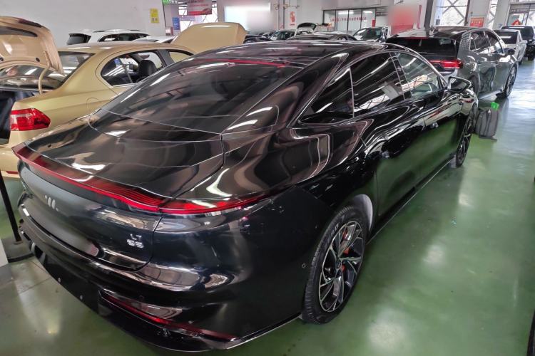 Used  L7 2022 Dynamic Model