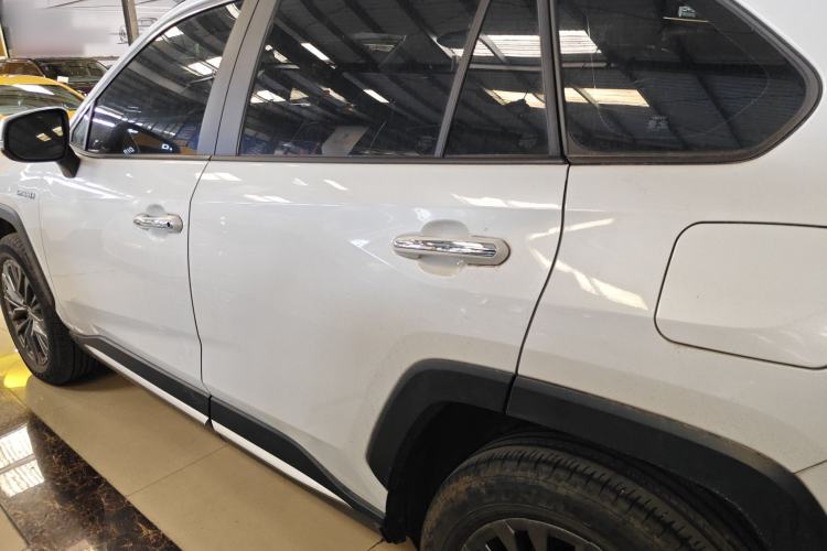 Used Toyota Wildlander 2023 Dual-Motor 2.5L E-CVT Four-Wheel Drive Prestige Edition
