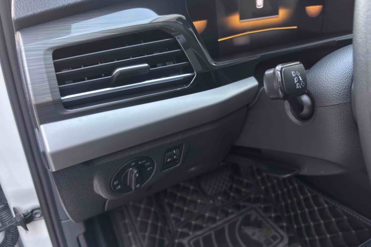 Used Volkswagen Lavida 2022 1.5L Automatic Comfort Edition
