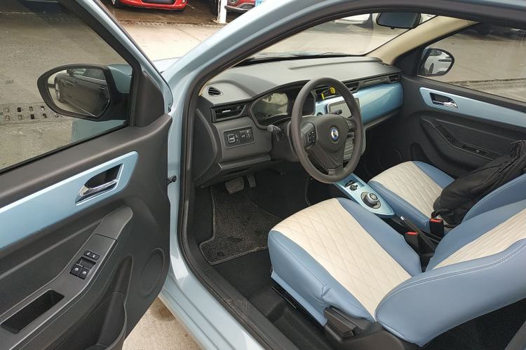 Used Brilliance Xinri i03 2021 318 km 31.45 kWh
