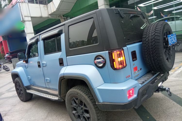 Used Beijing Auto BJ40 2023 2.0D Automatic Four-Wheel Drive Blade Hero Edition Adventurer Type (with Front and Rear Electronic Locks)
