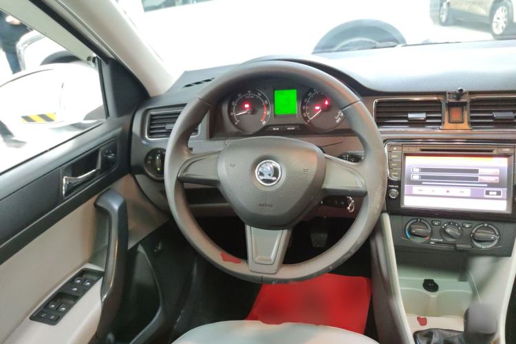 Used Skoda Rapid 2016 1.6L Manual Trend Edition
