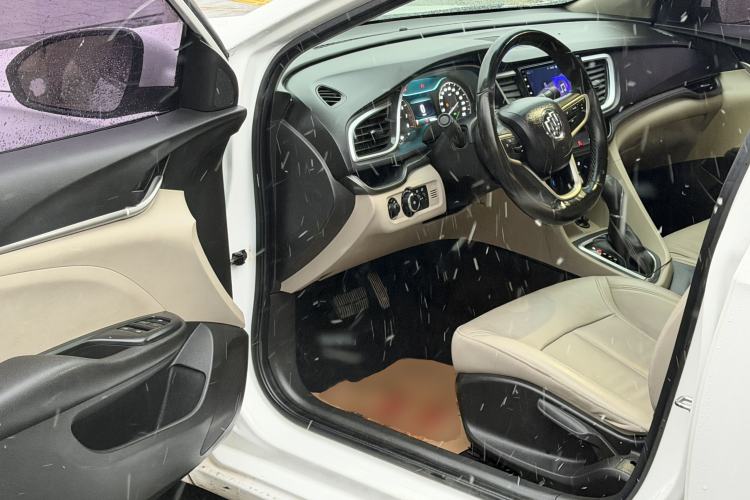 Used Buick GT 2018 15T Dual-Clutch Elite Model China V Standard
