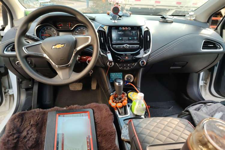 Used Chevrolet Cruze 2017 1.5L Automatic Pioneer Sunroof Edition