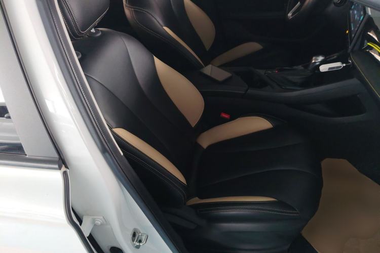 Used Roewe i5 2021 1.5L CVT Platinum Edition