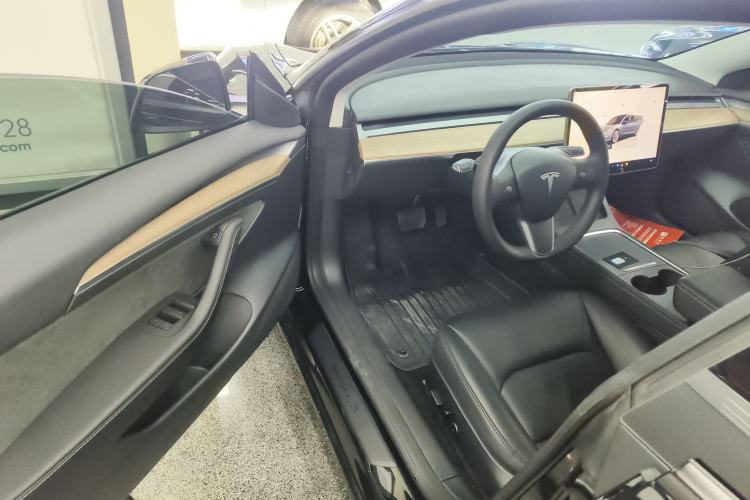 Used Tesla Model 3 2022 Rear-Wheel-Drive Version
