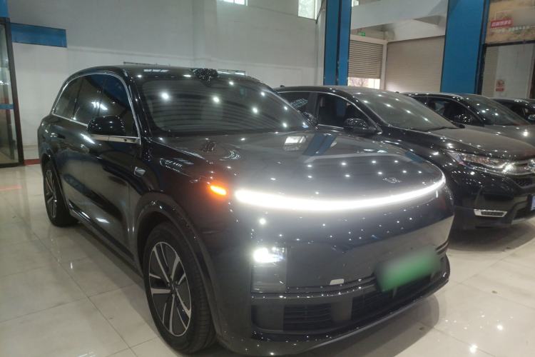 Used Li Auto L8 2024 Pro Model

