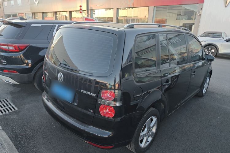 Used Volkswagen Touran 2013 1.4T Manual Fashion Edition 5 Seats
